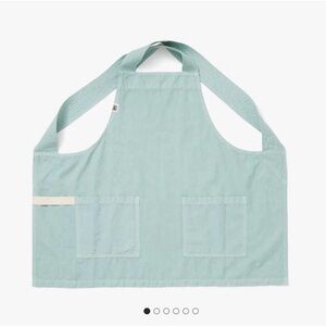 Hedley & Bennett The Smock Eggshell Blue Cross-Back Apron